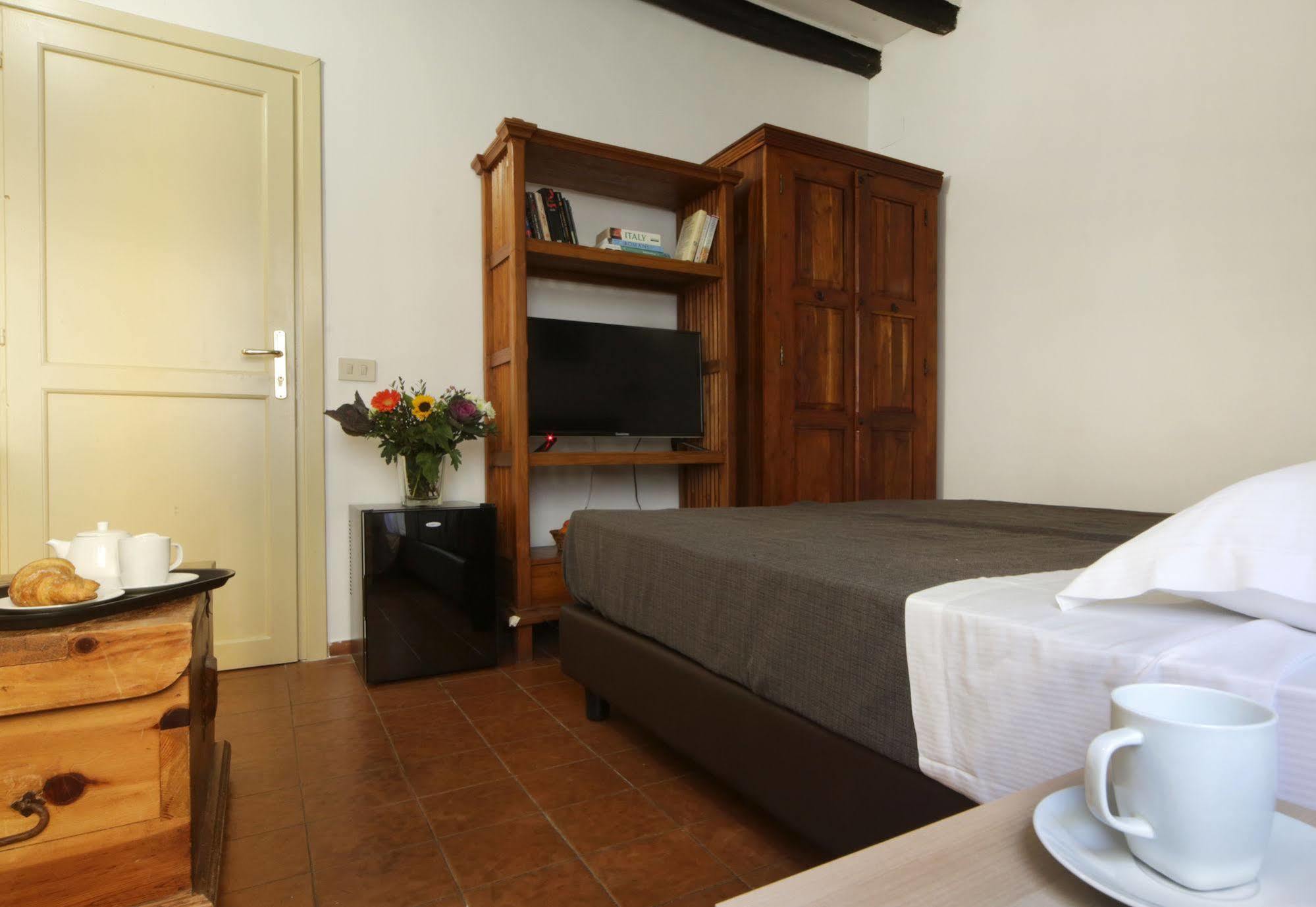 Borgo Pio Suites Inn روما المظهر الخارجي الصورة