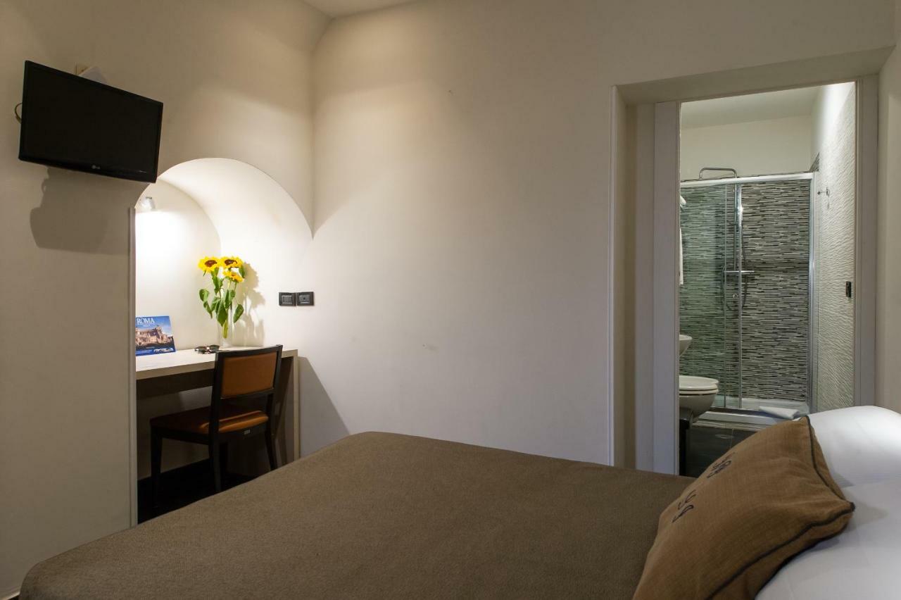 Borgo Pio Suites Inn روما المظهر الخارجي الصورة
